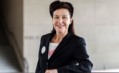 Prof. Bettina Reitz